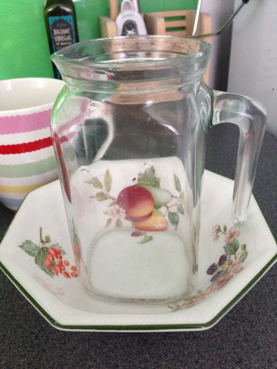 Just because I'm so proud of this little jug. I picked it up in a charity shop in Swansea where a friend was working (where I coincidentally bought most of my things from several years before). I don't own a pint glass, they all disappeared over the years, so this is my version.